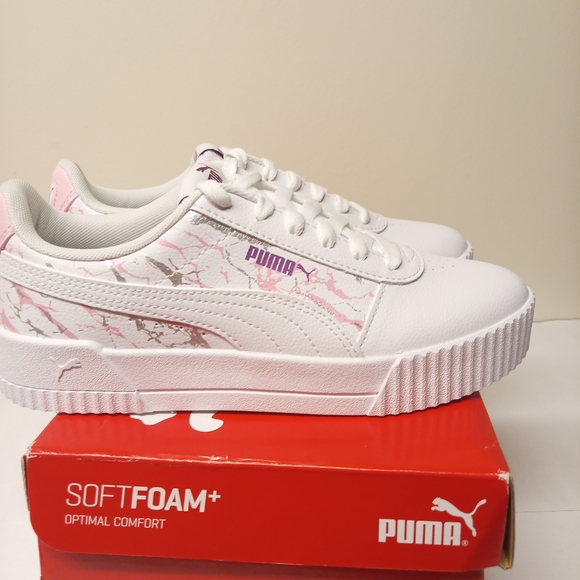 Puma Carina sneakers